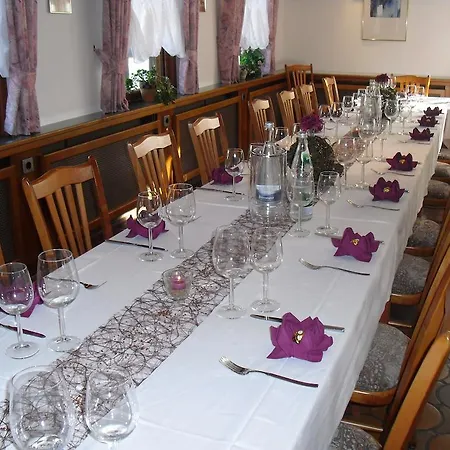 Hotell Landgasthof Anker Simmersfeld